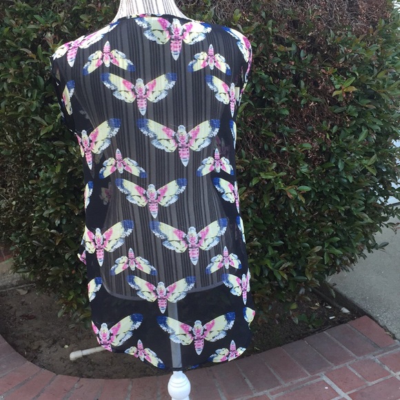 🏈High low sheer moth top - Picture 2 of 4